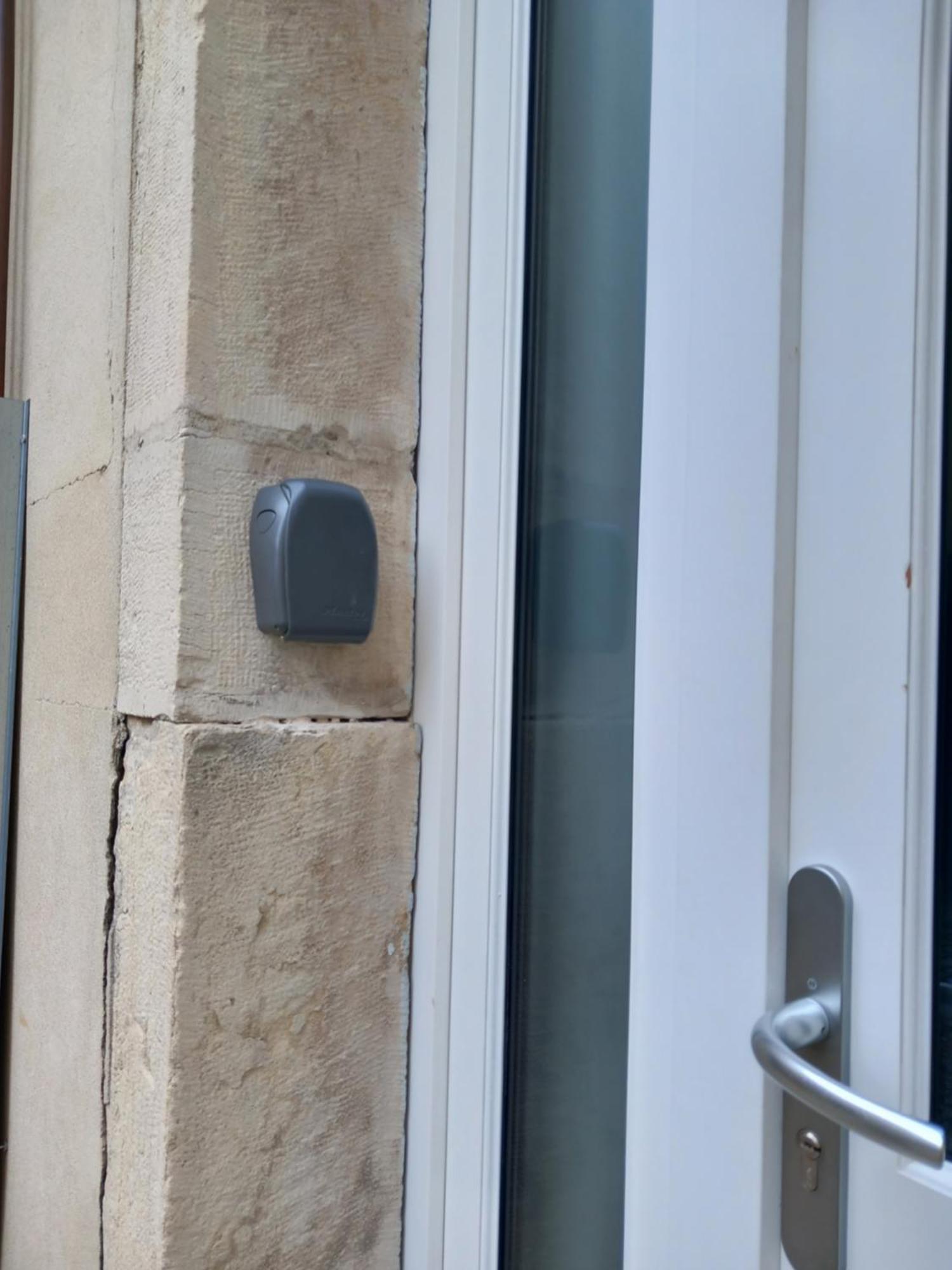 La Cour Fleurie, Tout Confort ديجون المظهر الخارجي الصورة